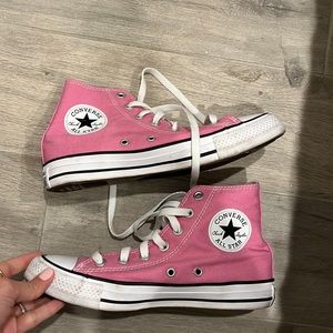 High top pink converse